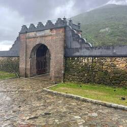 Hai Van Pass; an entrance