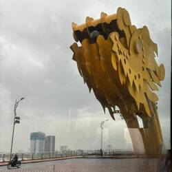 Da Nang; Dragon Bridge