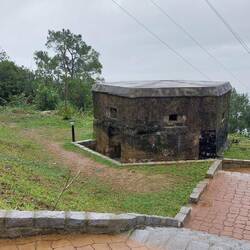 Hai Van Pass; military bunker