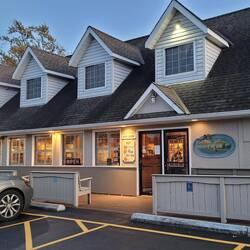 We had dinner at DJ's, definitely have to go back!