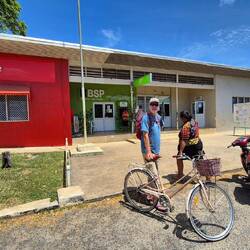 Mit den Fahrrädern zum ATM