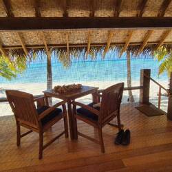 Der Ausblick durchs Fliegengitter