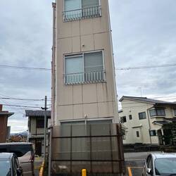 This is how small our appartment was!!