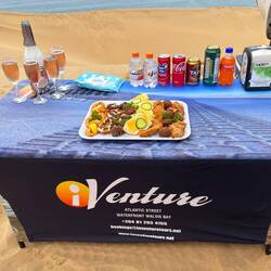 Picknick (mit Werbung)