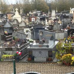 Church cemetery-all above ground