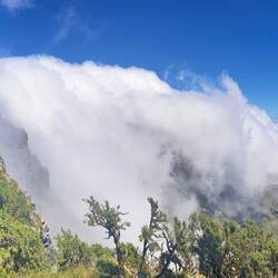 Kurz bevor wir von den Wolken verschluckt werden
