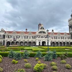 ... und nochmal der Bahnhof, weil wirklich sehr schön 😎