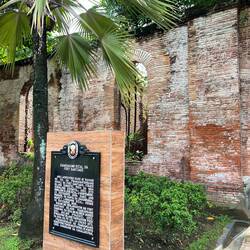 Intra-muros - fort Santiago, citadelle construite au XVIeme siècle par les espagnols