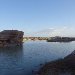 Der angestaute Fluss ist super zum Baden geeignet