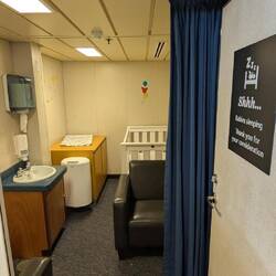 Jule hatte sogar schlafen können. Aber wenn es so viel zu sehen gibt, ist an Schlaf nicht zu denken.