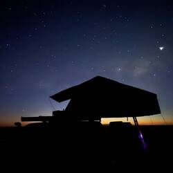 Um uns nur Sterne und keinerlei Lichtverschmutzung.