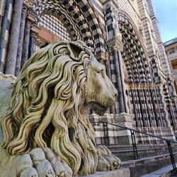 Cathédrale San Lorenzo bien gardée