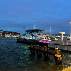 Mit der Fähre auf die andere Seite