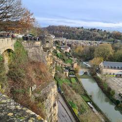 Same only looking other direction