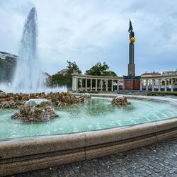 Hochstrahlbrunnen & the Monument to Soviet Soldiers — Vienna, Austria.