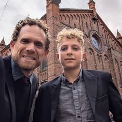 Great Synagogue of Copenhagen before Friday night services