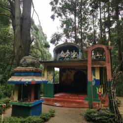 Hindischrein an der Strasse