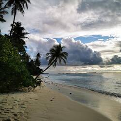 Dhigurah am Abend
