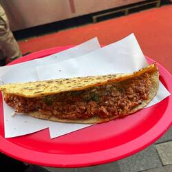 Quesedilla de chicharron