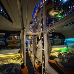 9h Sleeperbus