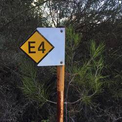 ..sich tatsächlich mal wieder ein Lebenszeichen des E4s - schön, dass du auch hier bist!