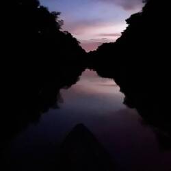 Langsam bricht die Dunkelheit ein