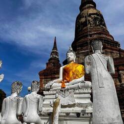 Wat Yai Chai Mongkhon