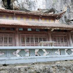 Bich Dong Pagoda; Trung Pagoda (middle)