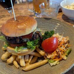 Heute waren wir seit einer gefühlten Ewigkeit so richtig essen.