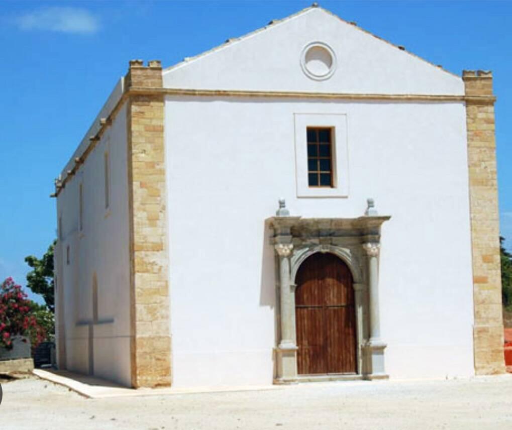 St John the Baptist Church