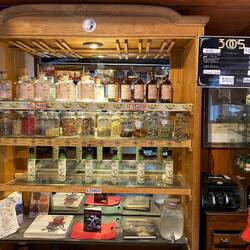 Kräuter für den Gin