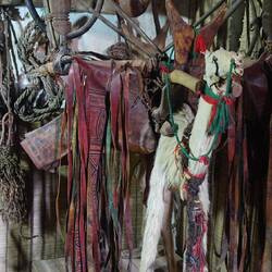 Ein Modell eines beladenen Kamels - Sie können ganze 100 bis 150 kg tragen