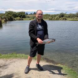 Das Kerlchen hat sofort angebissen und brachte 1,2kg auf die Waage