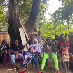 Réunion du village pour la sensibilisation