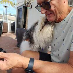 Hey Mikey, he likes us!!!