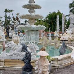 Hong Ngoc disabled people charity centre