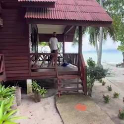 Beach Bungalow am Morgen