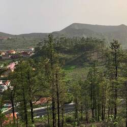 Fuencaliente - in der Ferne erkennbar Vulkan San Antonio.