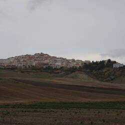 Die Italiener mögen Städte auf Hügeln
