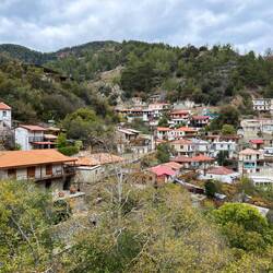 ..nahezu verlassene Dorf Mylikouri - Einwohnerzahl: 9 (!)