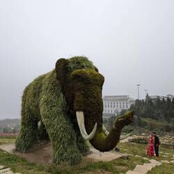 Statue near the lower terminus