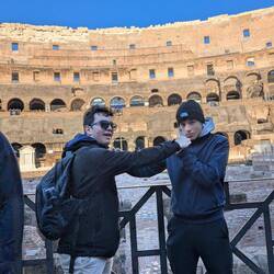 Gladiator fighting!!