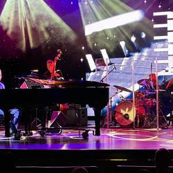 Spectacular Elton John medley