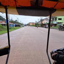 Tuctuc pour rejoindre notre bungalow