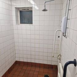 A free and spacious shower! Shame the water pressure was so low.