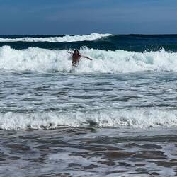 Chris beim Wellenreiten