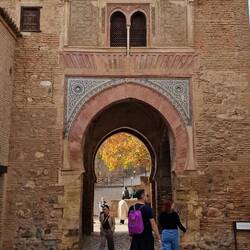Puerta del Vino