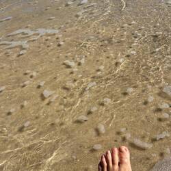 Erstes Bad! Total warm und dennoch erfrischend