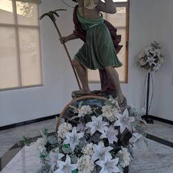 Neben uns wacht der Hl. Christopherus in einer kleinen Kapelle