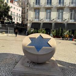 The monument to the Jewish population of Portugal that were massacred, expelled or forced to convert